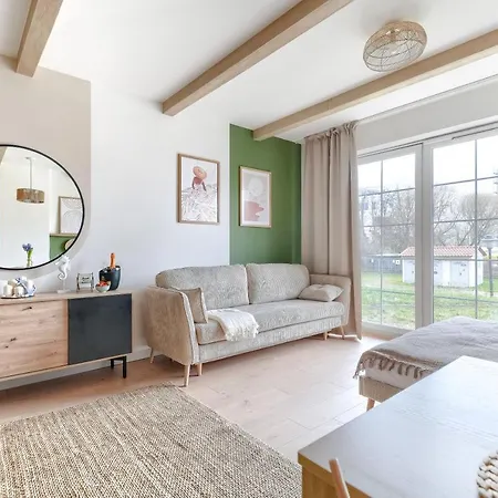 4 Pory Roku- 200m Plaża, Prywatny Parking Apartament